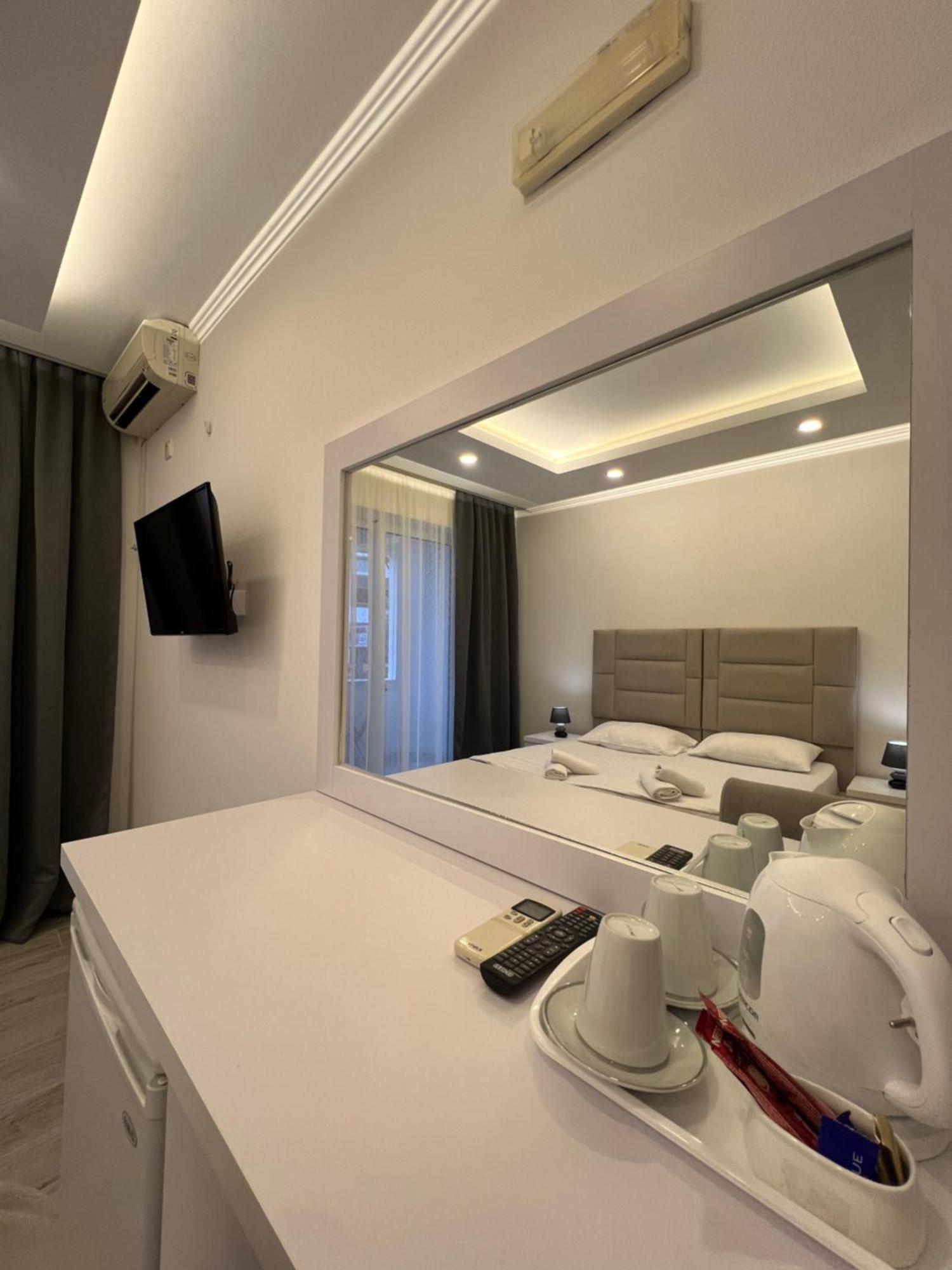 Apartments Fati & Flori Ulcinj Extérieur photo